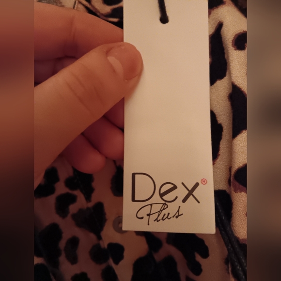 NWT "Dex Plus" Leopard button up bottom flare dress. - Picture 6 of 9